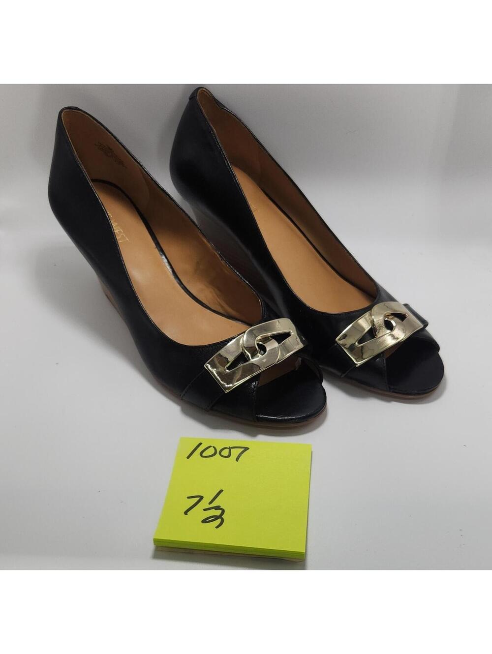 Nine West Women’s Leather Open Toe Slip-On Wedge Heel Black Gold Chain 7.5